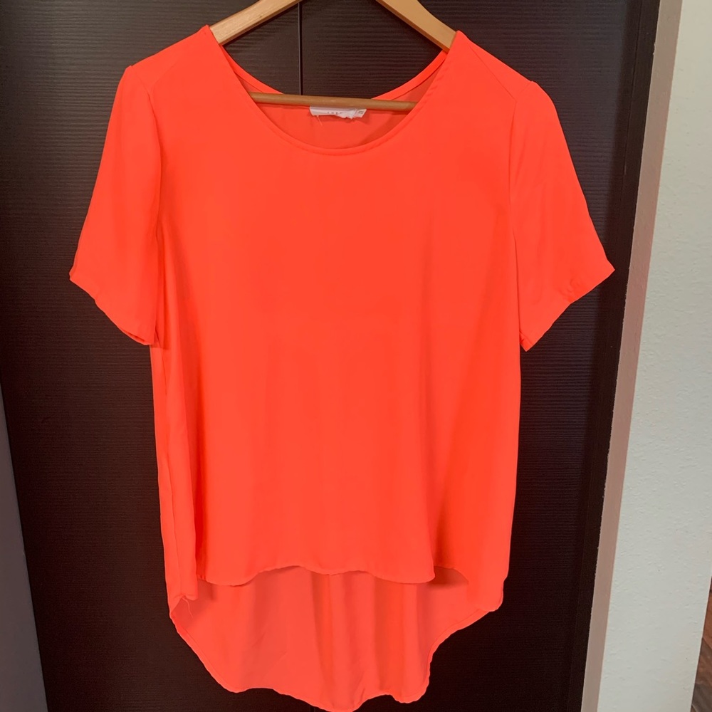Lush High-Low Neon Orange Short Sleeve Top